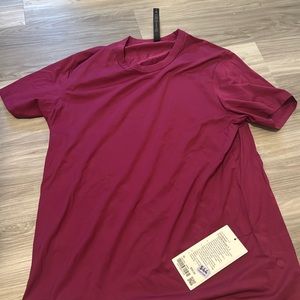 Lululemon fundamental T